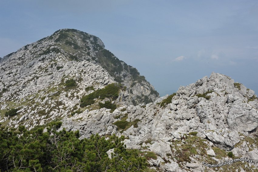 102 Sentiero dell Amicizia Monte Alben La Croce.JPG